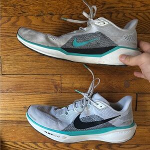 Nike Pegasus 41 Running Sneakers size 12